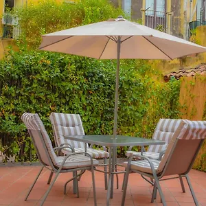 https://palazzo-mannino-apartments.sicilyhotelsitaly.net